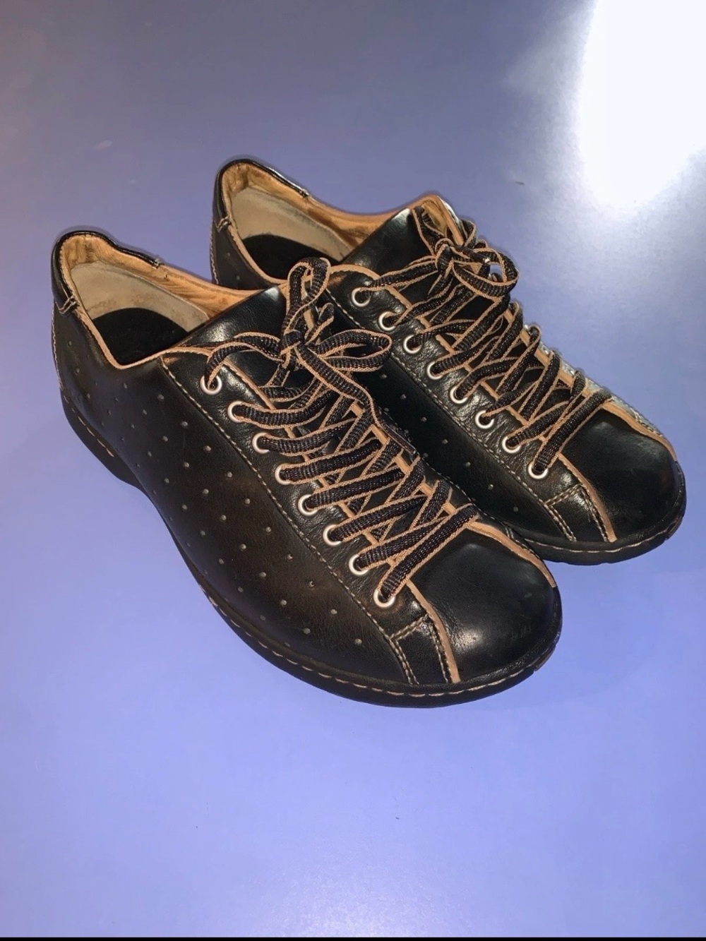 Born Oxford Men’s Casual Shoes Size 9 Black With Brown Stitch Leather